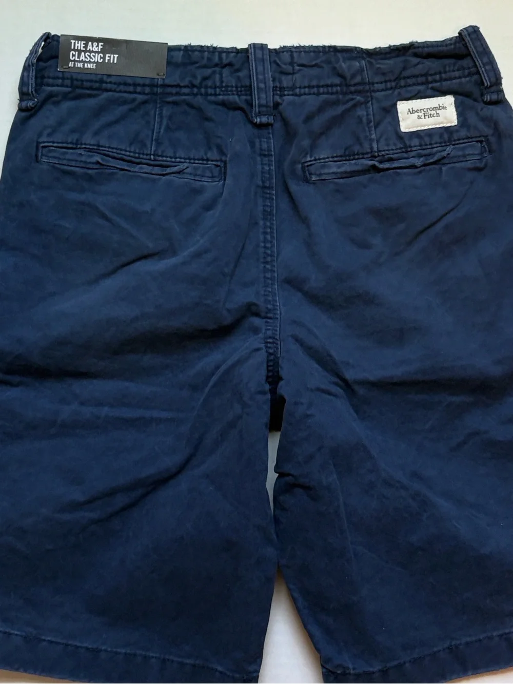 NWT Abercrombie & Fitch Classic Fit At The Knee Shorts